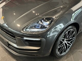 2026 Porsche Macan I Рестайлинг 2, серый, 13900000 рублей, вид 3