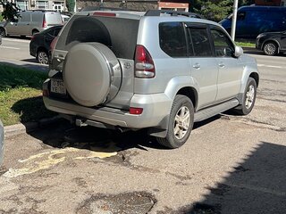 2008 Toyota Land Cruiser Prado 4-speed 120 Series Рестайлинг, серебристый, 1890000 рублей, вид 1