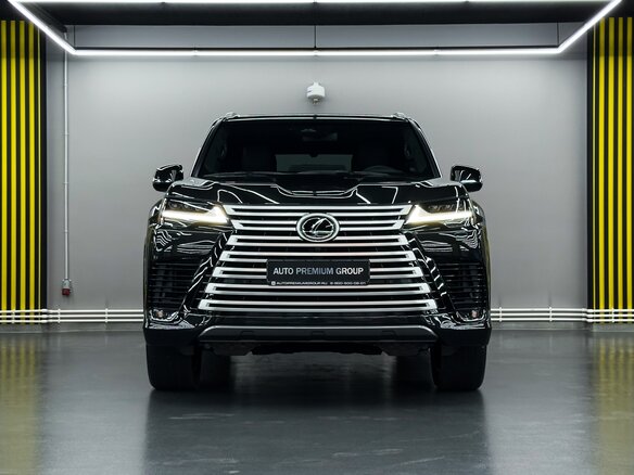 2025 Lexus LX 600 IV, чёрный - вид 3