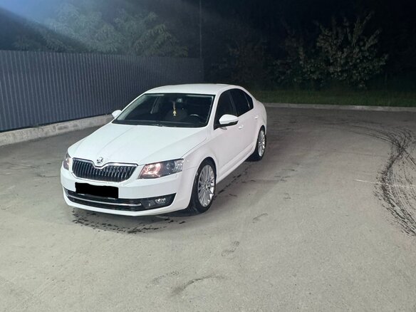 2014 Skoda Octavia III (A7), белый, 1100000 рублей