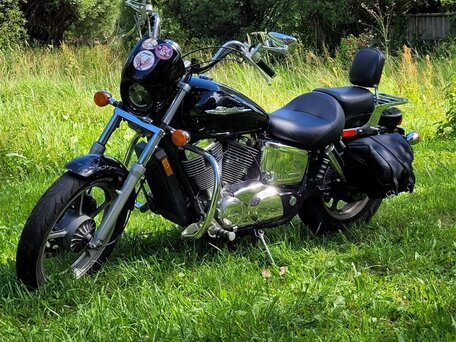 2005 Honda VT 1100, чёрный, 500000 рублей, вид 3