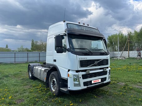 2008 Volvo FM, белый, 1649000 рублей, вид 1