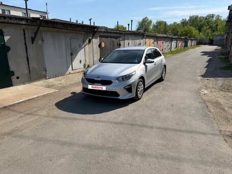 2020 Kia Ceed III, серый, 1670000 рублей, вид 1