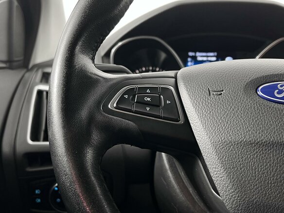 2017 Ford Focus III Рестайлинг, белый, 1275000 рублей - вид 12