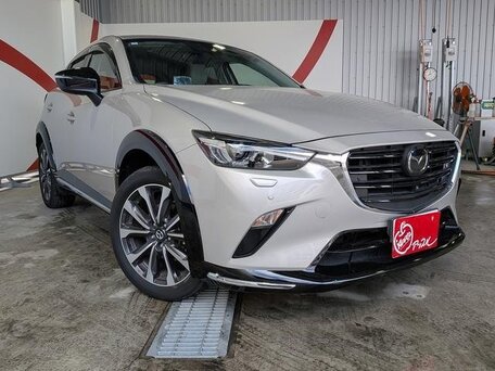 2023 Mazda CX-3 I Рестайлинг, бежевый, 1700000 рублей, вид 3