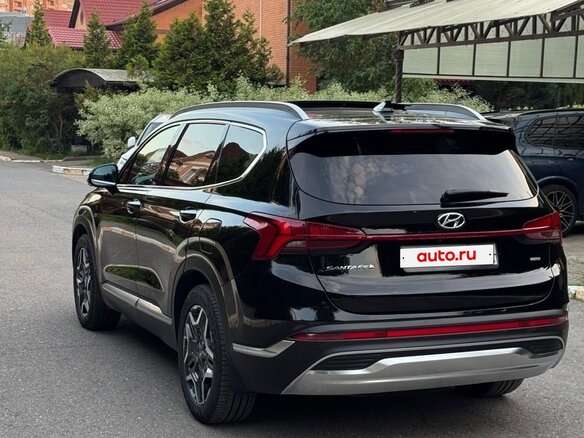 2023 Hyundai Santa Fe IV Рестайлинг, чёрный, 4580000 рублей - вид 6
