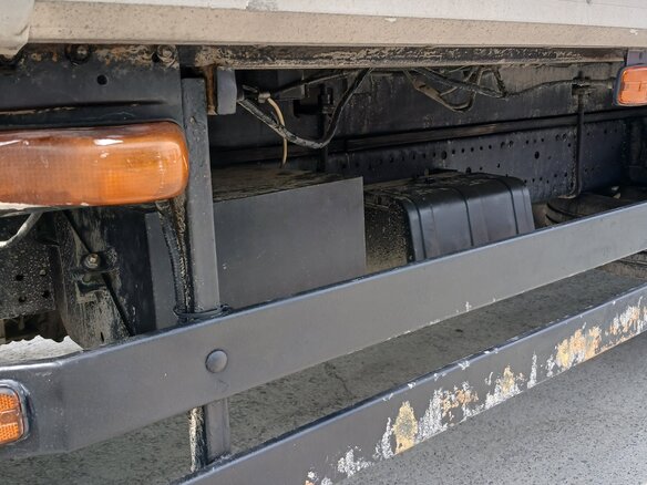 2011 Isuzu Elf (N-series), белый, 1000000 рублей - вид 5