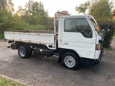 1992 Mazda Titan, белый, 750000 рублей, вид 2