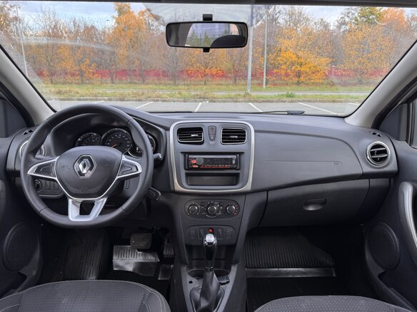 2021 Renault Logan II Рестайлинг, белый, 490000 рублей - вид 8