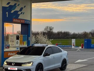 2017 Volkswagen Jetta GLI VI Рестайлинг, серый, 2150000 рублей, вид 4