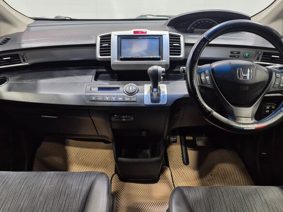 2015 Honda Freed I Рестайлинг 2, синий, 1282000 рублей - вид 17