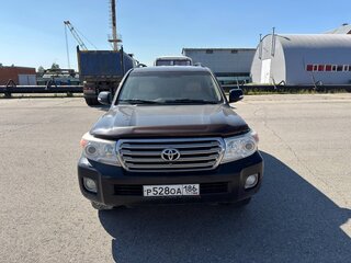 2012 Toyota Land Cruiser 200 Series Рестайлинг 1, чёрный, 2044720 рублей, вид 1