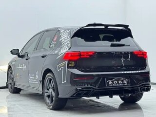 2024 Volkswagen Golf VIII, чёрный, 2400000 рублей, вид 5