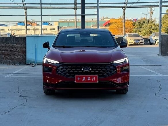 2025 Ford Mondeo VI, красный, 3771055 рублей - вид 1