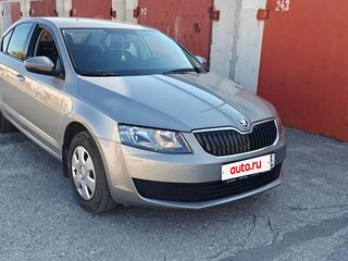 2016 Skoda Octavia III (A7), бежевый, 1500000 рублей, вид 1