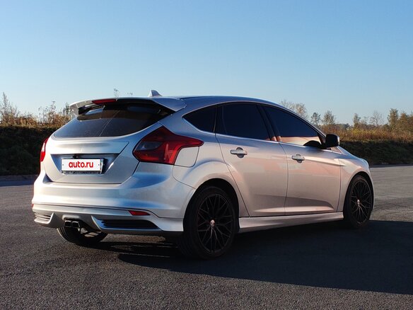 2012 Ford Focus III, серебристый - вид 5