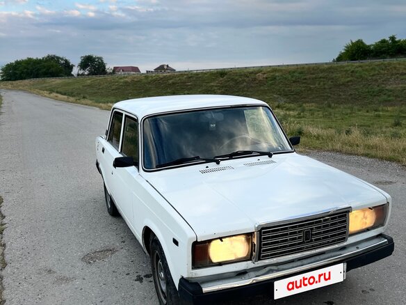 2007 Lada (ВАЗ) 2107, белый - вид 2