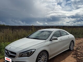 2017 Mercedes-Benz CLA 200 I (C117, X117) Рестайлинг, белый, 2300000 рублей, вид 1