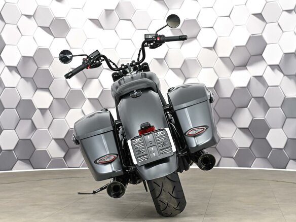 2024 BMW R 18, серый, 1699000 рублей - вид 5