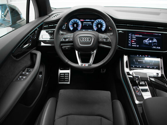 2026 Audi Q7 45 TFSI II (4M) Рестайлинг 2, серый, 9520000 рублей - вид 8