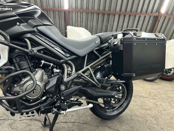 2019 Triumph Tiger 1200, чёрный, 1080000 рублей - вид 16