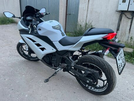2014 Kawasaki Ninja 300, белый, 380000 рублей, вид 5
