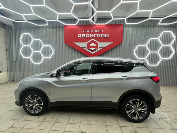 2021 Geely Coolray I, серебристый, 1670000 рублей - вид 8