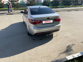 2011 Kia Rio 5-speed III, серебристый, 550000 рублей, вид 2