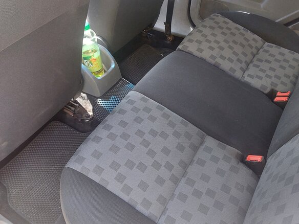 2008 Ford Focus II Рестайлинг, пурпурный - вид 8
