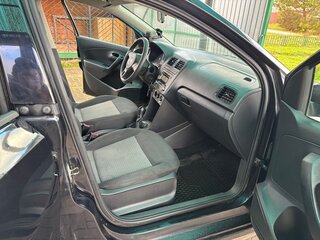 2012 Volkswagen Polo V, чёрный, 525000 рублей, вид 4