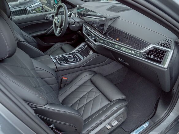 2026 BMW X6 30d III (G06) Рестайлинг, серый - вид 16