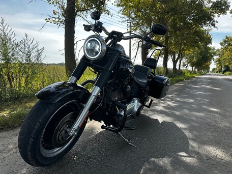 2010 Harley-Davidson Fat Boy, чёрный, 999000 рублей, вид 3
