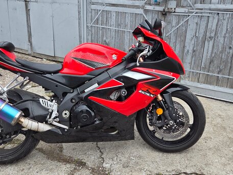 2006 Suzuki GSX-R 1000, красный, 700000 рублей, вид 3