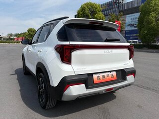2024 Kia Sonet I Рестайлинг, красный, 1850000 рублей, вид 4