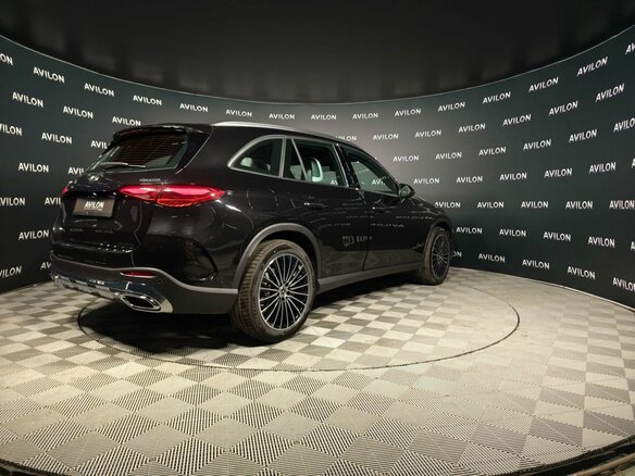 2025 Mercedes-Benz GLC 300 II (X254), чёрный, 8700000 рублей - вид 7