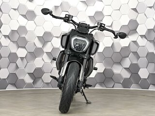 2021 Ducati Diavel 1260, серый, 1950000 рублей, вид 5