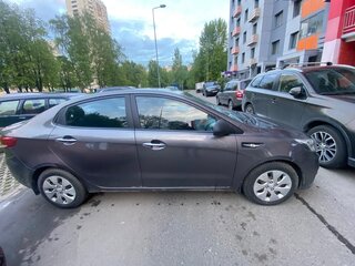 2015 Kia Rio III Рестайлинг, серый, 850000 рублей, вид 2