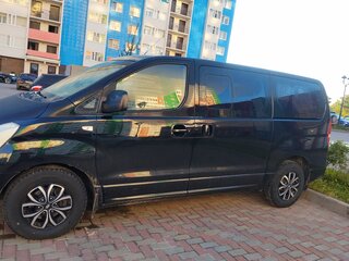 2008 Hyundai H-1 II, чёрный, 1250000 рублей, вид 1