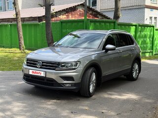 2019 Volkswagen Tiguan II, серебристый, 2900000 рублей, вид 3