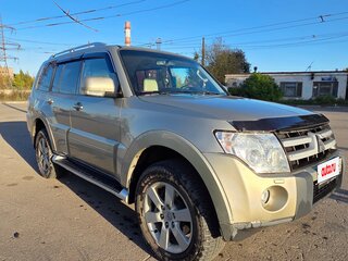 2007 Mitsubishi Pajero IV, бежевый, 1520000 рублей, вид 2