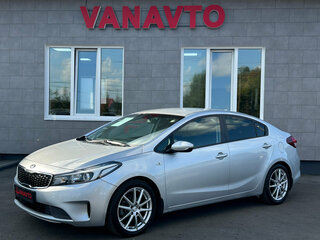 2017 Kia Cerato III Рестайлинг (Classic), серебристый, 1260000 рублей, вид 1