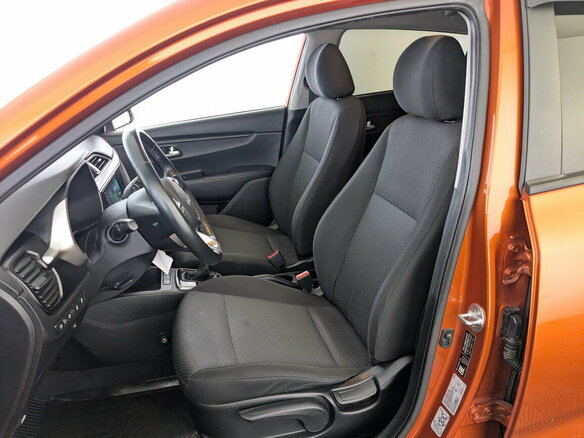 2021 Kia Rio X IV Рестайлинг, оранжевый, 1650000 рублей - вид 19
