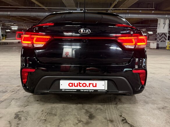 2019 Kia Rio IV, чёрный, 1300000 рублей - вид 4