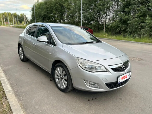 2010 Opel Astra J, серый - вид 1