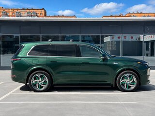 2024 Li Auto (Lixiang) L9 52.3 kWh I Рестайлинг, зелёный, 8600000 рублей, вид 4