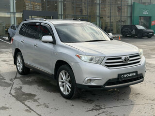 2010 Toyota Highlander II (XU40) Рестайлинг, серебристый, 1490000 рублей, вид 3