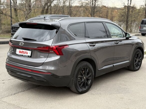 2022 Hyundai Santa Fe IV Рестайлинг, серый, 4150000 рублей - вид 2