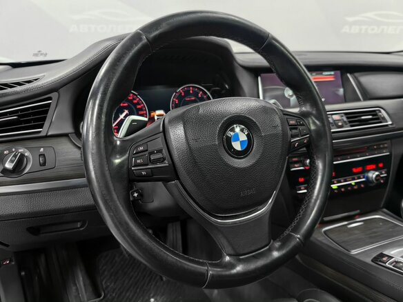 2013 BMW 7 серии Long 750Li xDrive V (F01/F02/F04) Рестайлинг, чёрный, 1620000 рублей - вид 12