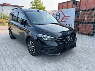 2022 Mercedes-Benz T-Класс 180 d, чёрный, 2400000 рублей, вид 3