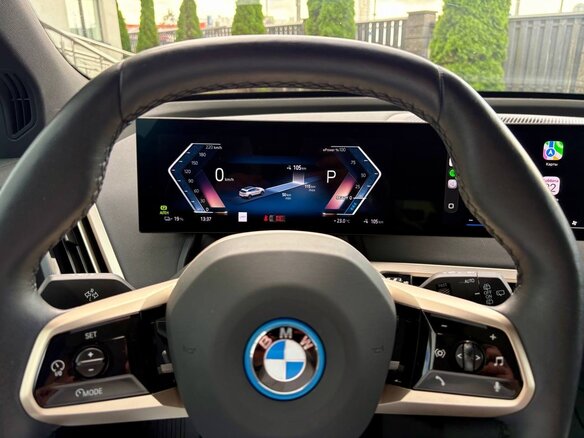 2024 BMW iX xDrive50 I (I20), белый, 5200000 рублей - вид 3